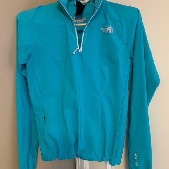 The North Face Jackets & Coats The North Face Small Pull Over